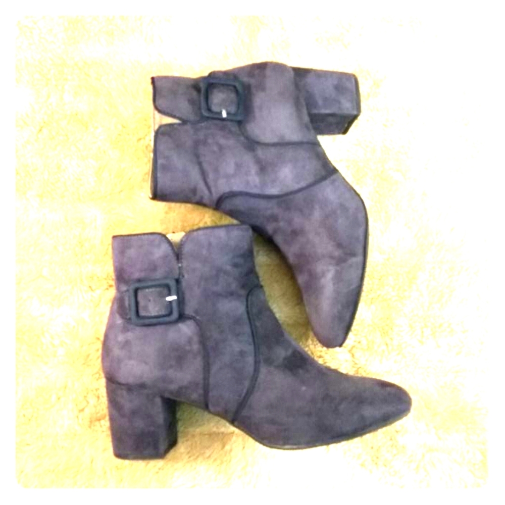 White Mountain Blue Suede Ankle Boots